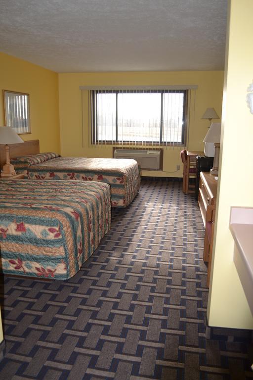 Sky Lodge Inn & Suites - เดลาแวน ภายนอก รูปภาพ