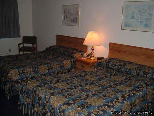 Sky Lodge Inn & Suites - เดลาแวน ห้อง รูปภาพ